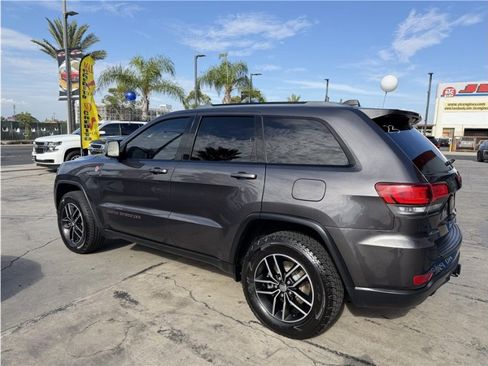 Used 2018 Jeep Grand Cherokee Trailhawk AWD/4WD image 57