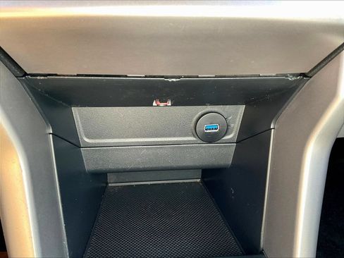Used 2018 Subaru Forester 2.5i Premium AWD/4WD image 15