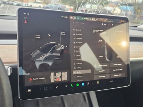 Used 2023 Tesla Model 3 Performance image 39