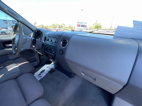 Used 2005 Ford F150 XLT image 25