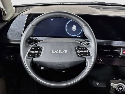 Certified 2024 Kia EV6 Wind w/ Wind Technology Package AWD/4WD image 14