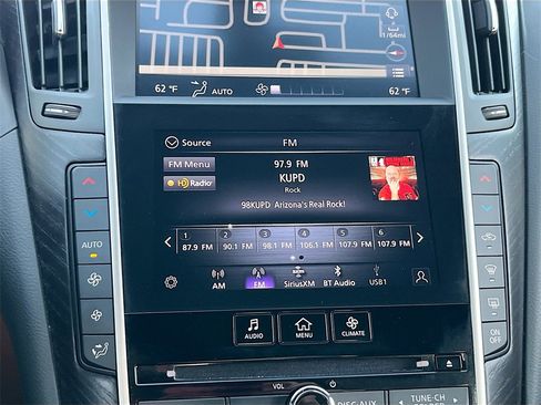 Used 2024 INFINITI Q50 Sensory image 16