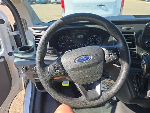 Used 2025 Ford Transit 250 Low Roof w/ Exterior Upgrade Package RWD image 7