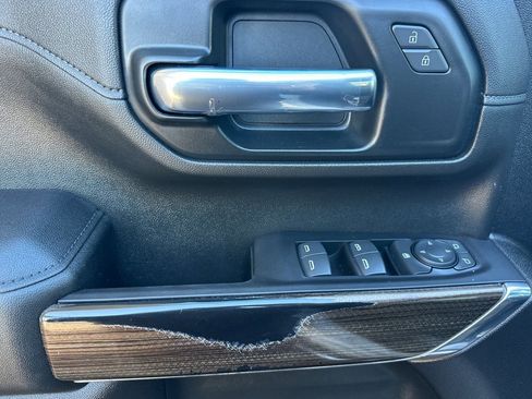 Used 2023 Chevrolet Silverado 2500 LT w/ Convenience Package image 11