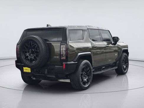 Used 2025 GMC Hummer EV 2X w/ LPO, Roof Cross Rail Package AWD/4WD image 6