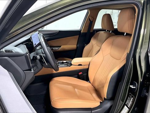Used 2024 Lexus NX 250 FWD w/ Cold Area Package image 32