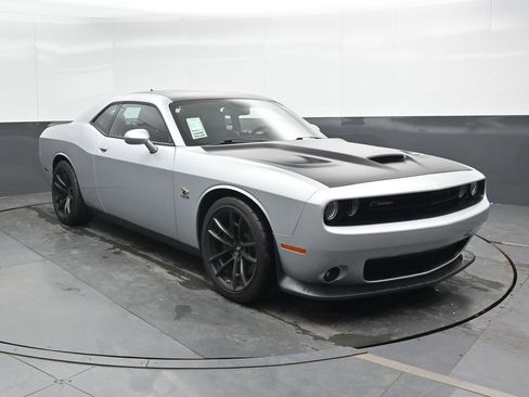 Used 2023 Dodge Challenger R/T Scat Pack image 6