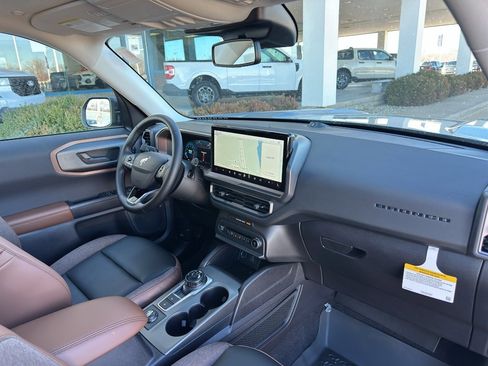 New 2025 Ford Bronco Sport Outer Banks w/ Outer Banks Tech Package+ image 32