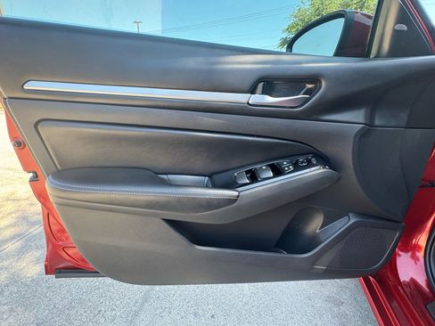 Used 2024 Nissan Altima 2.5 SL image 25