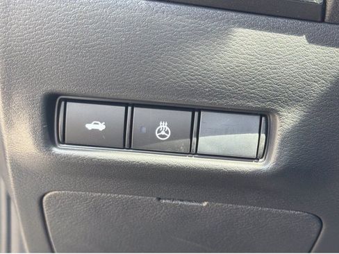 New 2026 Nissan Sentra SV w/ Floor Mat Package FWD image 17