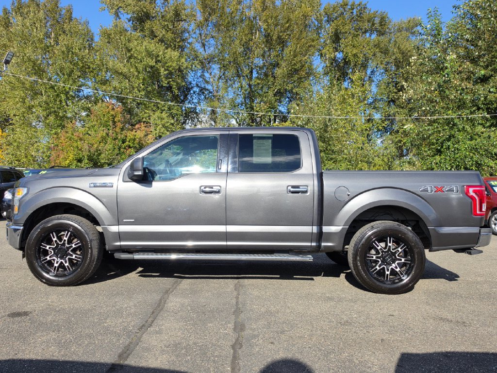 Used 2015 Ford F150 XLT w/ Equipment Group 302A Luxury AWD/4WD image 3