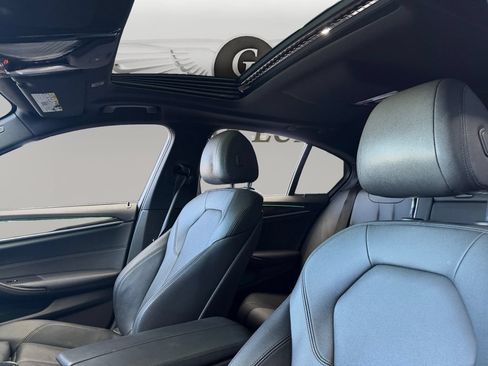 Used 2018 BMW 530i RWD image 9