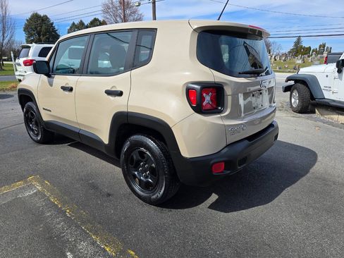 Used 2016 Jeep Renegade Sport w/ Power & Air Group AWD/4WD image 5