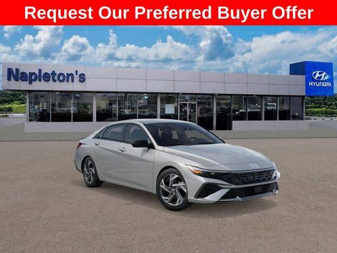 New 2026 Hyundai Elantra SEL Sport Premium FWD image 2