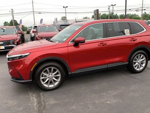 Used 2023 Honda CR-V EX image 2