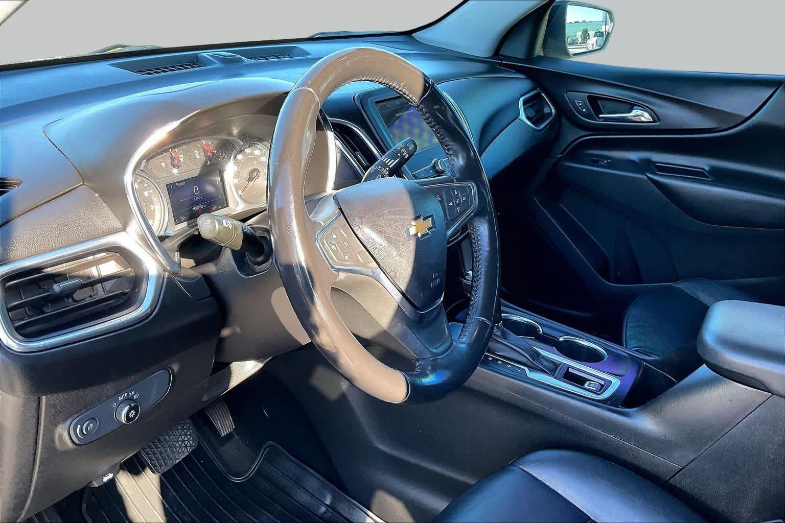 Used 2019 Chevrolet Equinox LT FWD image 18