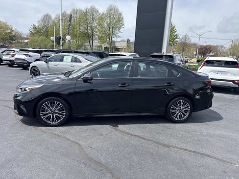 Used 2023 Kia Forte GT-Line FWD image 2