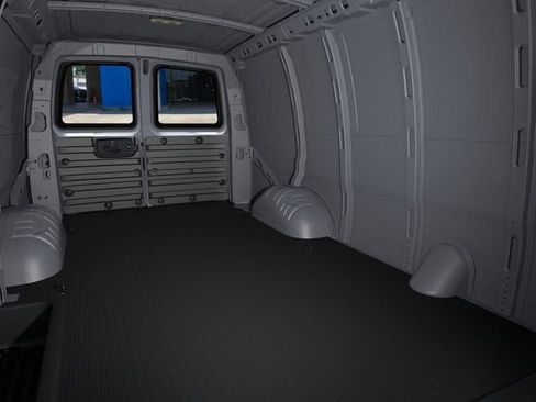 New 2025 Chevrolet Express 2500 w/ Enhanced Convenience Package image 17