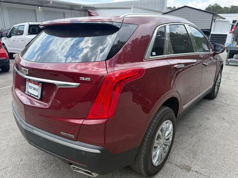 Used 2018 Cadillac XT5 Luxury w/ Driver Awareness Package FWD image 7