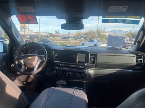 Used 2024 Chevrolet Silverado 1500 LTZ image 20