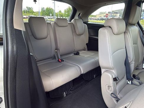 Used 2024 Honda Odyssey EX-L image 19