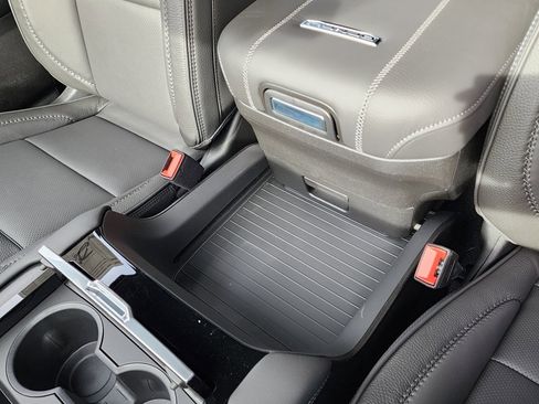 New 2026 GMC Yukon XL Denali w/ Sun & Power Step Package image 38