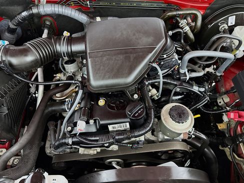 Used 2019 Toyota Tacoma SR image 35