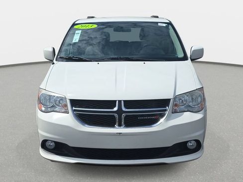 Used 2013 Dodge Grand Caravan Crew FWD image 2