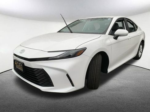 New 2026 Toyota Camry LE AWD/4WD image 5