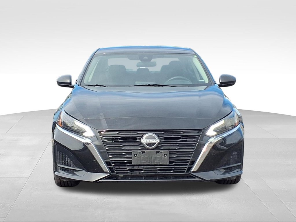 Used 2025 Nissan Altima 2.5 SV FWD image 23