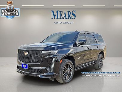 Used 2024 Cadillac Escalade V w/ Heavy-Duty Trailer Package