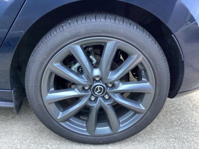 Certified 2023 MAZDA MAZDA3 s FWD image 6