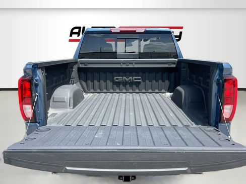 Used 2026 GMC Sierra 1500 Elevation w/ Elevation Premium Package AWD/4WD image 28