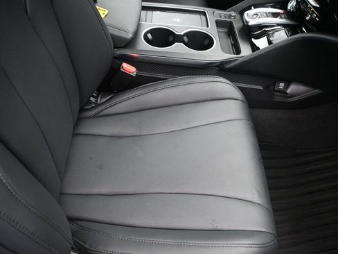 Certified 2025 Acura MDX SH-AWD image 24