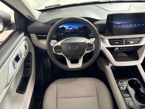 New 2026 Ford Explorer Active w/ Active Comfort Package AWD/4WD image 18