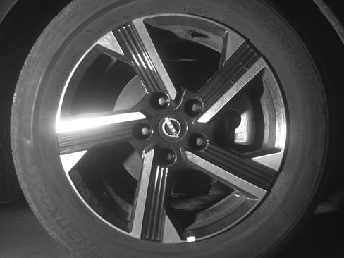 Used 2025 Nissan Sentra SV FWD image 13