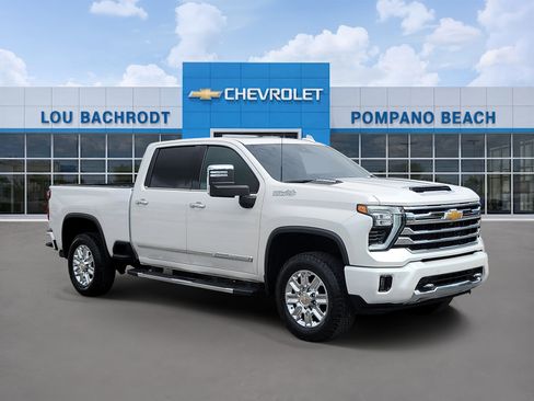 Used 2024 Chevrolet Silverado 2500 High Country w/ High Country Premium Package AWD/4WD image 1