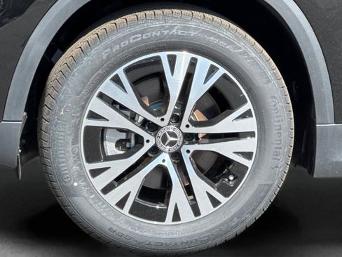 New 2025 Mercedes-Benz GLA 250 image 34