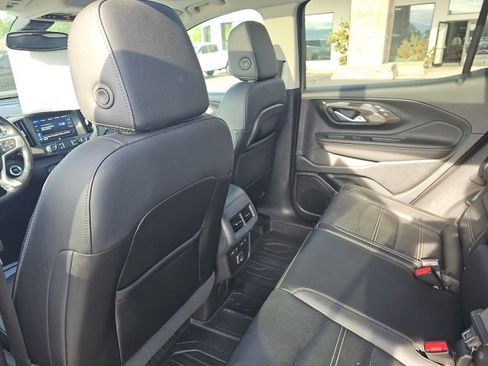 Used 2022 GMC Terrain Denali image 8