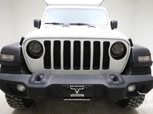 Used 2023 Jeep Wrangler Unlimited Sport AWD/4WD image 7
