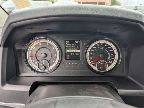 Used 2018 RAM 1500 Express AWD/4WD image 21