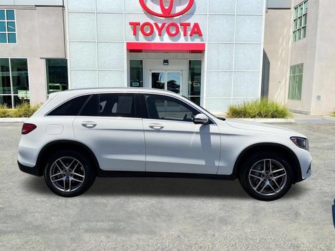 Used 2019 Mercedes-Benz GLC 300 image 8