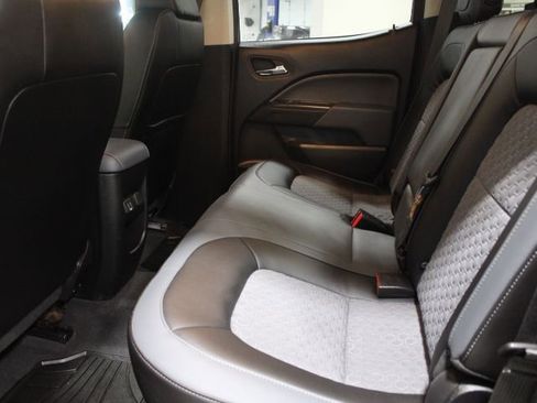 Used 2022 Chevrolet Colorado Z71 image 22