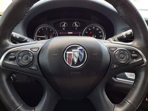 Used 2021 Buick Enclave Essence w/ Sound and Sites Package image 23