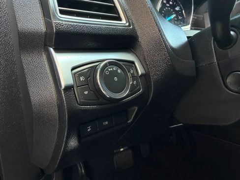 Used 2019 Ford Explorer Limited w/ Class III Trailer Tow Package FWD image 39