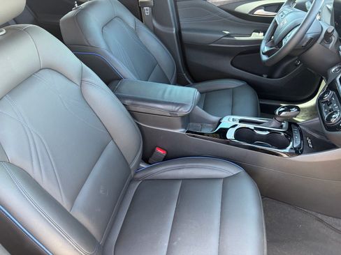 Used 2024 Buick Envista Sport Touring w/ Convenience I Package FWD image 30