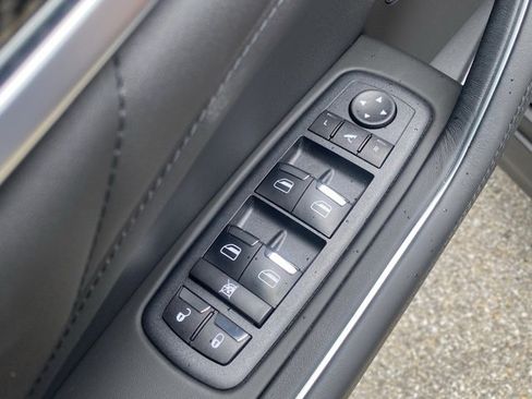 New 2024 Maserati Levante Trofeo image 18