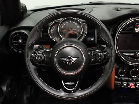 Used 2019 MINI Cooper S image 27