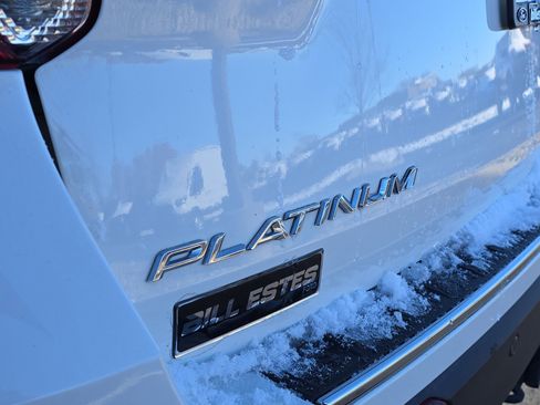 Certified 2021 Ford Explorer Platinum w/ Equipment Group 601A image 6