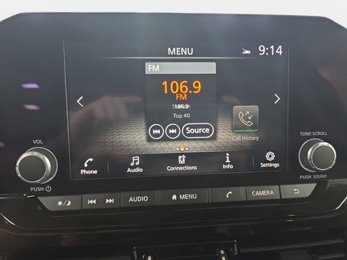 Used 2025 Nissan Pathfinder SV AWD/4WD image 21